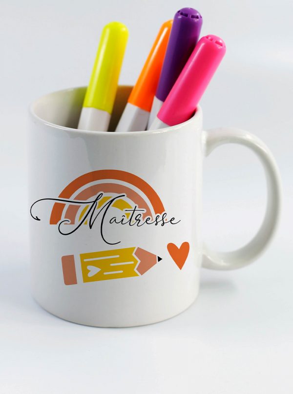 Mug Maîtresse «arc en ciel»